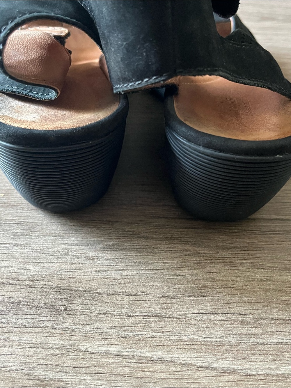 Clarks Black Suede Reedly Salene Wedge Open Toe Sandal with Ankle Strap Size 9.5 - Picture 8 of 11